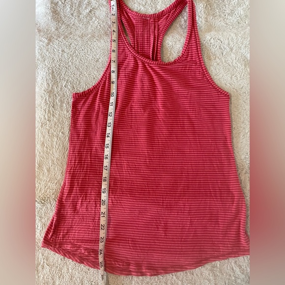 Lululemon Yogi Everyday Tank - Picture 10 of 12